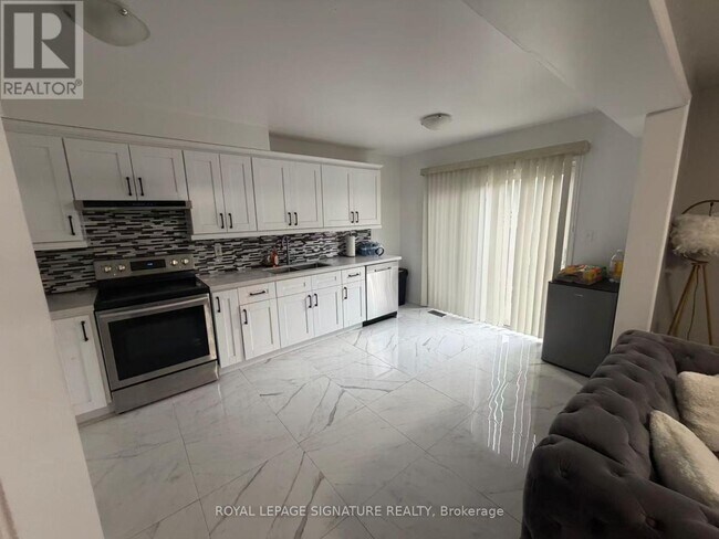 786 Irving Terrace in Milton, ON - Building Photo - Building Photo