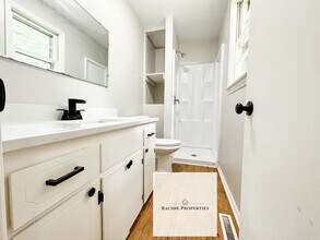 400 Meadow Rd in Laurens, SC - Building Photo - Building Photo