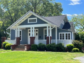 662 E Main St in Rock Hill, SC - Building Photo - Building Photo