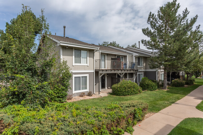 Broadmoor Ridge in Colorado Springs, CO - Building Photo - Building Photo