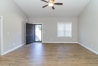 109 Hawk Pl in Goldsboro, NC - Building Photo - Building Photo