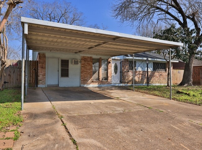 property at 9834 Denning Dr