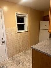 655 E 3rd Ave in Roselle, NJ - Building Photo - Building Photo