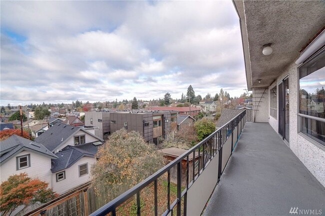 6247 3rd Ave NW in Seattle, WA - Building Photo - Building Photo