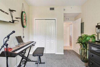 1003 Fairwaycove Ln in Bradenton, FL - Building Photo - Building Photo