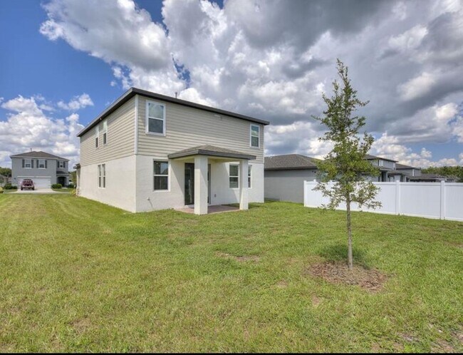 3687 Caspian St in Leesburg, FL - Building Photo - Building Photo
