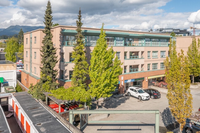 Mountain View Village in North Vancouver, BC - Building Photo - Building Photo