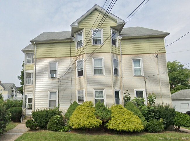 property at 328 Chapman St