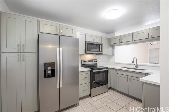 property at 3075 Ala Poha Pl