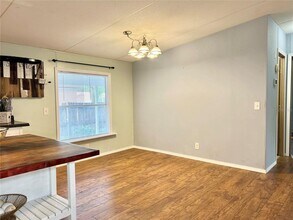 10532 Bay Hills Cir in Thonotosassa, FL - Building Photo - Building Photo