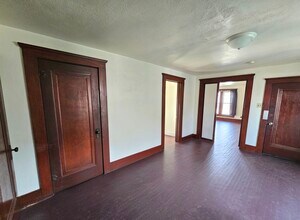 106 Cherry St, Unit 106.5 in Battle Creek, MI - Building Photo - Building Photo