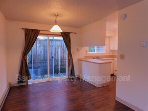 538 S Nebraska St in Portland, OR - Building Photo - Building Photo