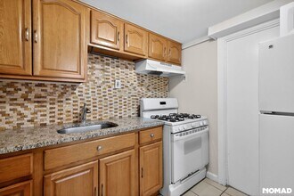 80 Seaton Pl NW in Washington, DC - Building Photo - Building Photo