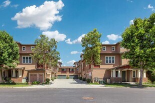 140 Liberty St in Tustin, CA - Building Photo