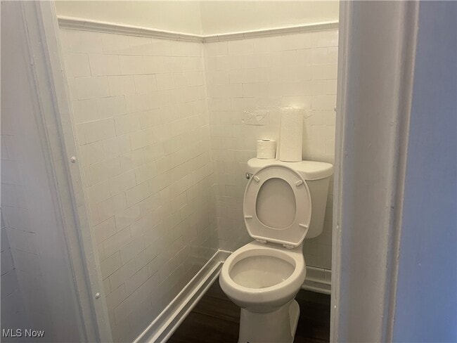 property at 1420 Ansel Rd