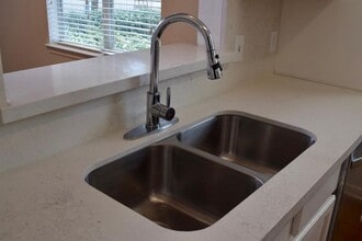 2302 Colorado St in Houston, TX - Foto de edificio - Building Photo