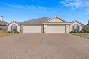 621 Madison Cir in Hewitt, TX - Building Photo