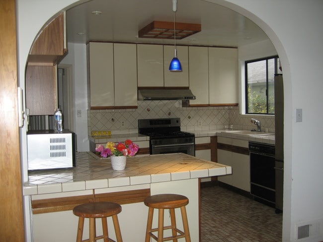 409 Dellbrook Ave in San Francisco, CA - Building Photo - Building Photo