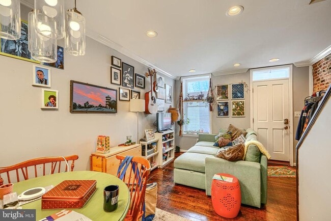 property at 108 N Madeira St