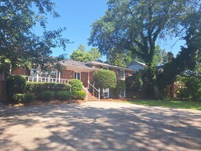 755 Cross Hill Rd in Columbia, SC - Building Photo - Building Photo