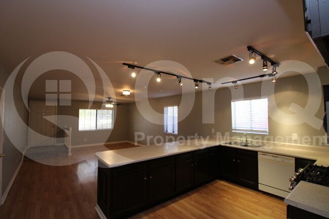 8845 N 4th St in Phoenix, AZ - Building Photo - Building Photo