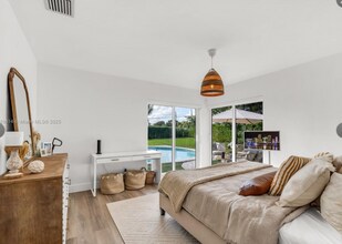 10971 SW 177th St in Miami, FL - Building Photo - Building Photo