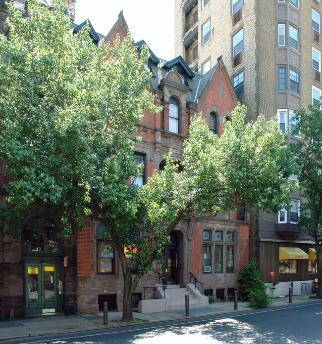 133 S 22nd St in Philadelphia, PA - Foto de edificio - Building Photo