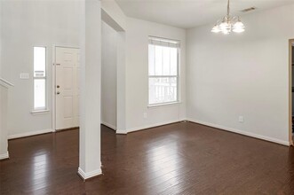 10015 Pinecrest Dr in Providence Village, TX - Building Photo - Building Photo