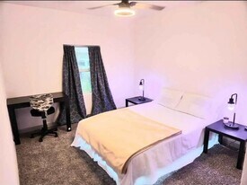 909 Greencove Dr in Garland, TX - Building Photo