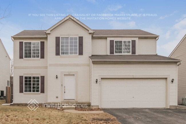 property at 1941 Royal Ln