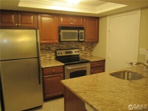 55A Juniper Plaza in Monroe Township, NJ - Building Photo - Building Photo