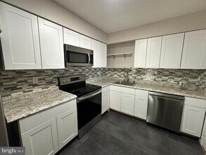 12 Franklin Pl in Voorhees Township, NJ - Building Photo - Building Photo