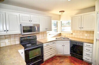 1730 Scenic Dr in Arlington, TX - Building Photo - Building Photo