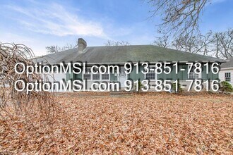 7509 Arlington Ave in Raytown, MO - Building Photo - Building Photo