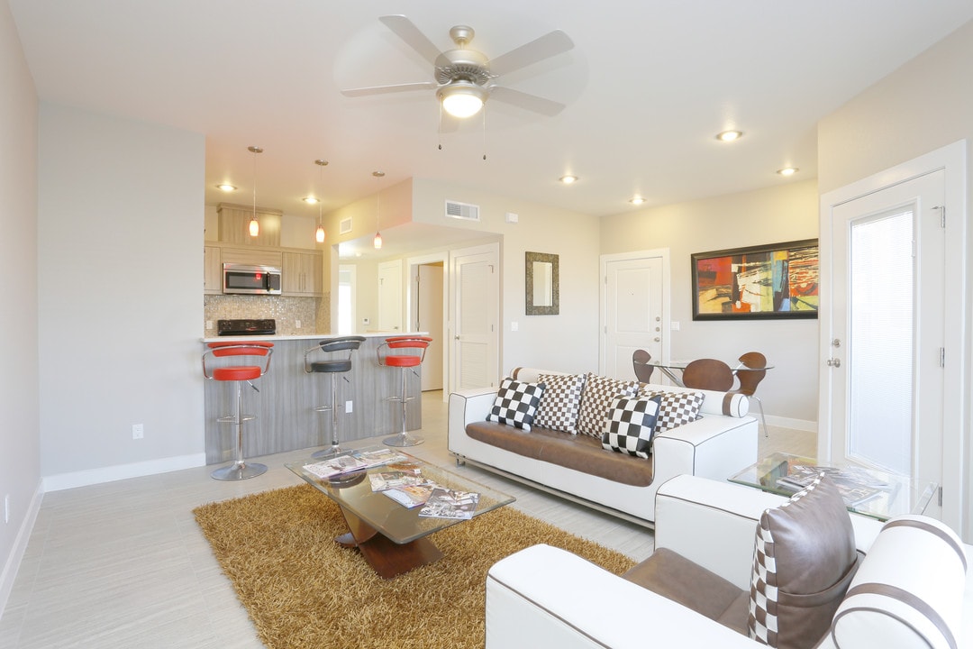 Moderno Village Apartments and Town Homes in El Paso, TX - Building Photo