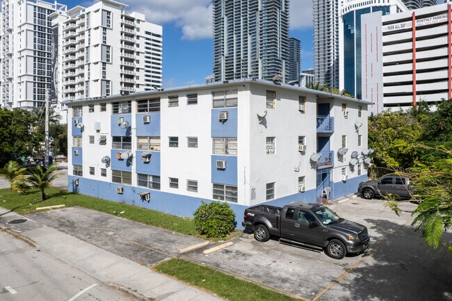 Brickell West Apartments