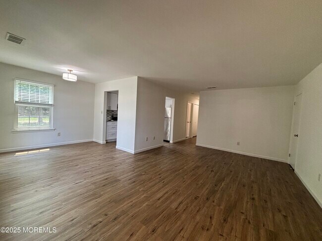 33 Wyndham Pl in Trenton, NJ - Building Photo - Building Photo