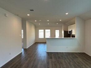 7410 Hillside Arbor in Katy, TX - Building Photo - Building Photo