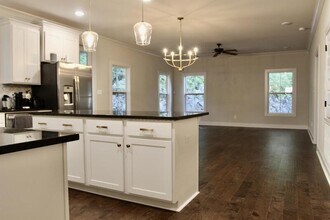 1736 McCullough Ave NE in Huntsville, AL - Building Photo - Building Photo