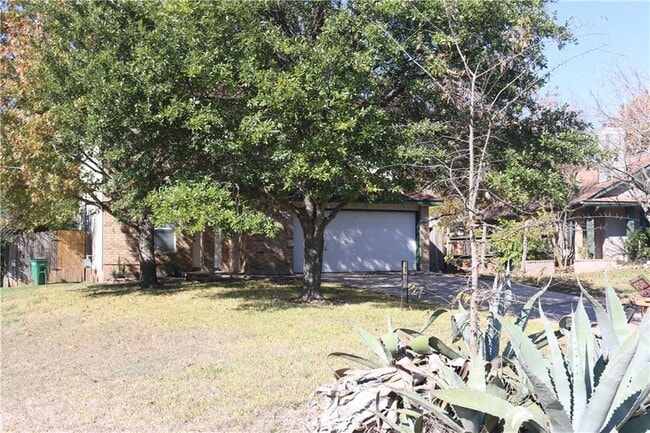 8408 Siskin Cove in Austin, TX - Building Photo - Building Photo