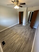 4075 Hazel Ave in Lincoln Park, MI - Building Photo - Building Photo