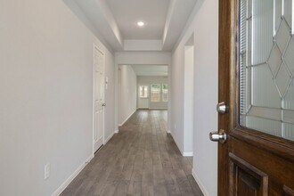914 Golden Willow Ln in Conroe, TX - Foto de edificio - Building Photo