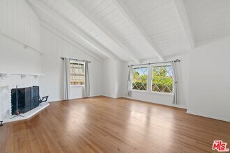 5122 Veronica St in Los Angeles, CA - Building Photo - Building Photo