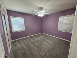1244 N Hollywood Way in Burbank, CA - Building Photo - Building Photo