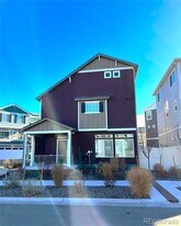4068 N Quatar Ct in Aurora, CO - Building Photo