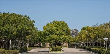 1317 Corte Alemano in Costa Mesa, CA - Building Photo - Building Photo