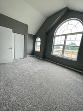 8445 S Gilbert Ct in Chicago, IL - Building Photo - Building Photo