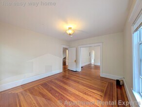 41 Ossipee Rd in Somerville, MA - Building Photo - Building Photo