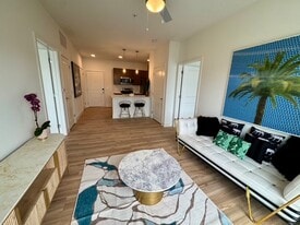 The Oasis in West Lafayette, IN - Building Photo