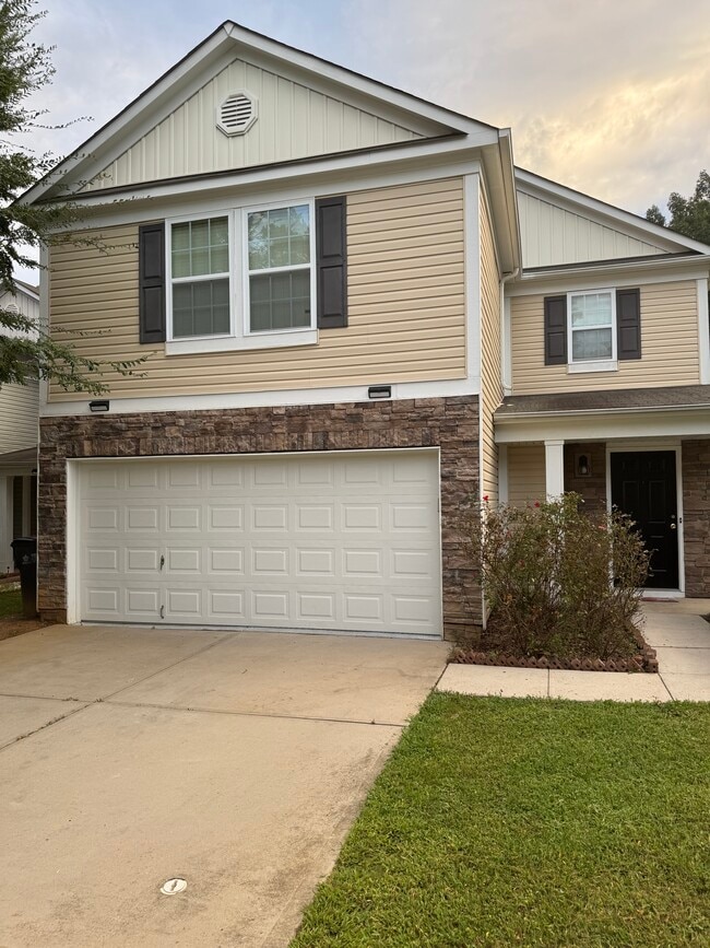 property at 5919 Fazenda Dr